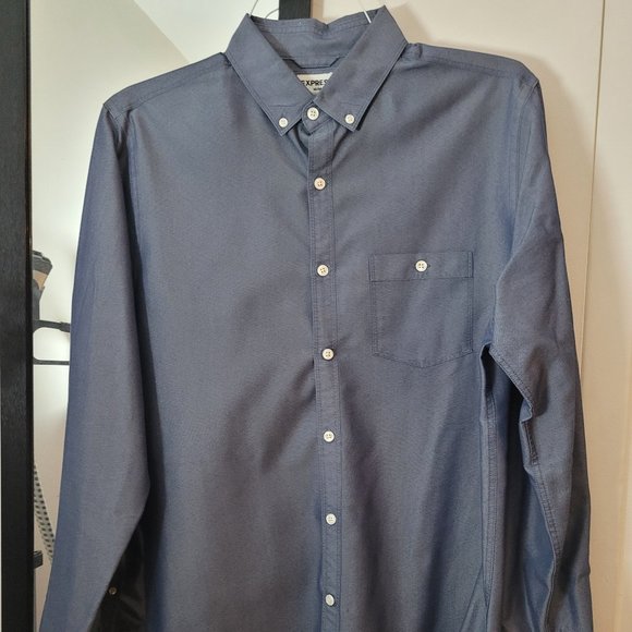 Express Medium Fitted Button-Down Shirt - Picture 1 of 2